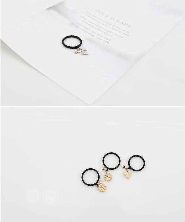 YESASIA: EXO Style - Monogram Ring (Circle / Gold / US Size: 7 1/2 - 8